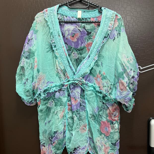 빈티지 민트 플로럴 블라우스 반팔 free