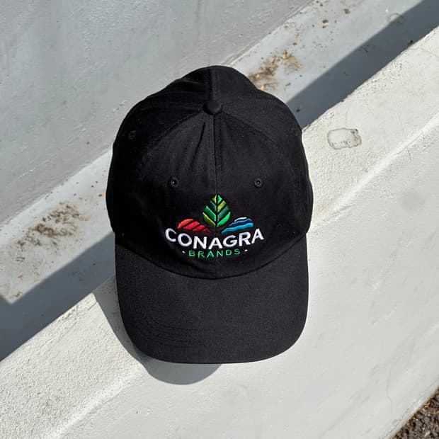 [F] CONAGRA 로고 빈티지 블랙 볼캡 모자
