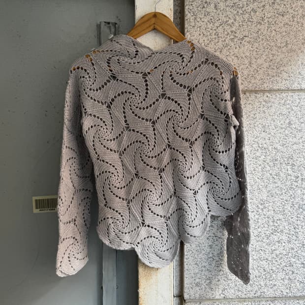 C.M.BIS JPN 넥버튼 언벨런스 울 니트