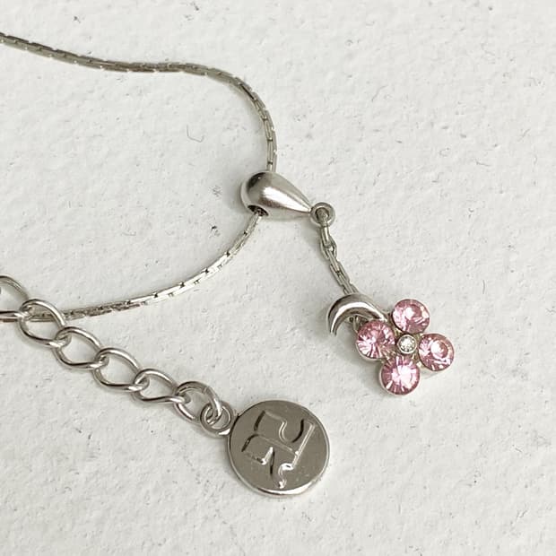 Courrèges 핑크 플라워 비즈 목걸이