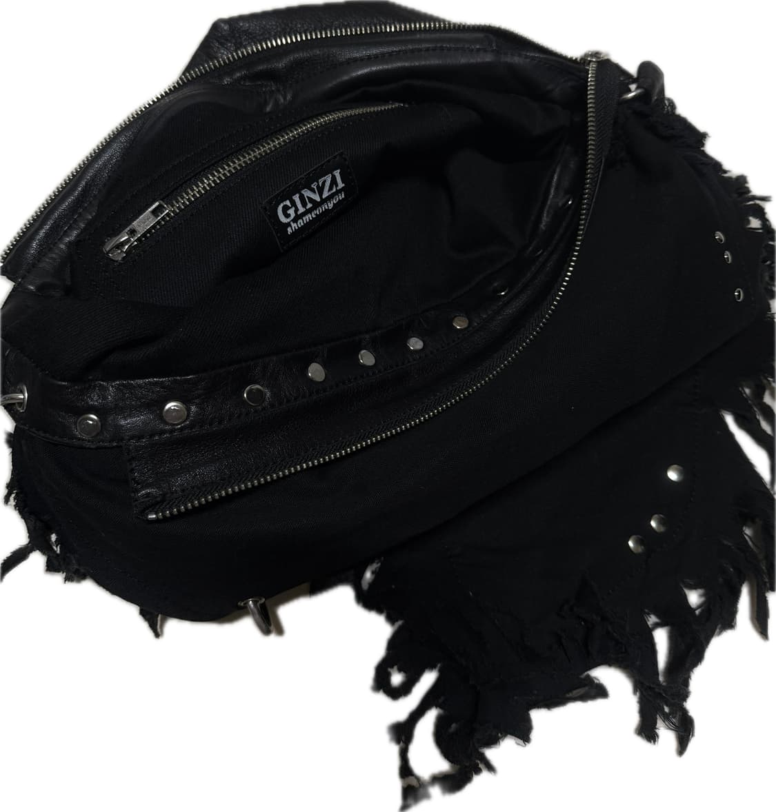 Ginzi Venom shoulder bag | 후루츠패밀리