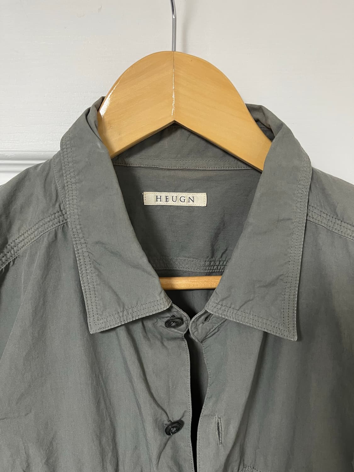 2] 유겐 heugn / 23SS bobby shirt / olive | 후루츠패밀리
