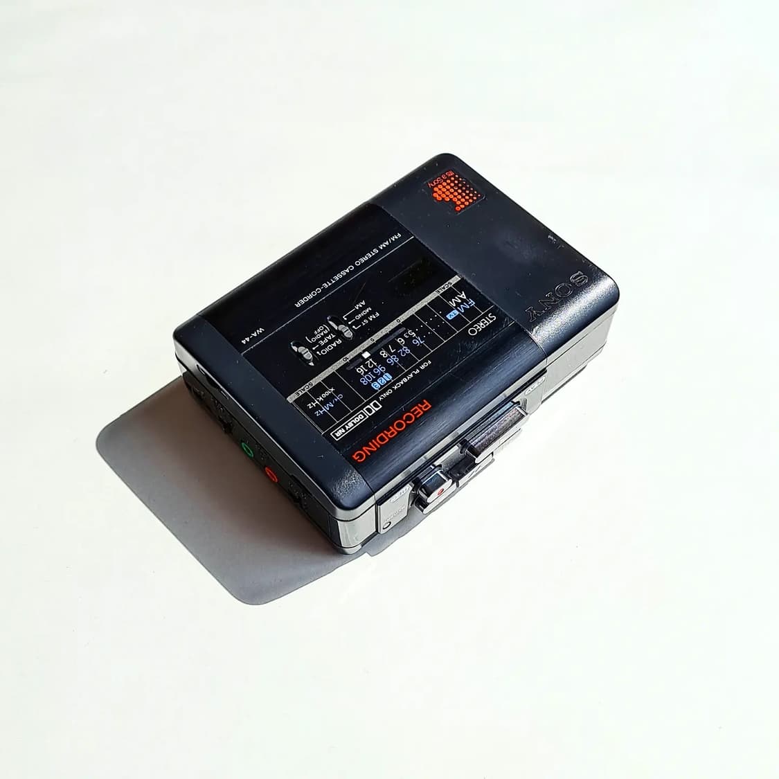 SONY WA-44 カセットプレーヤー SONY WA-44 カセットプレーヤー