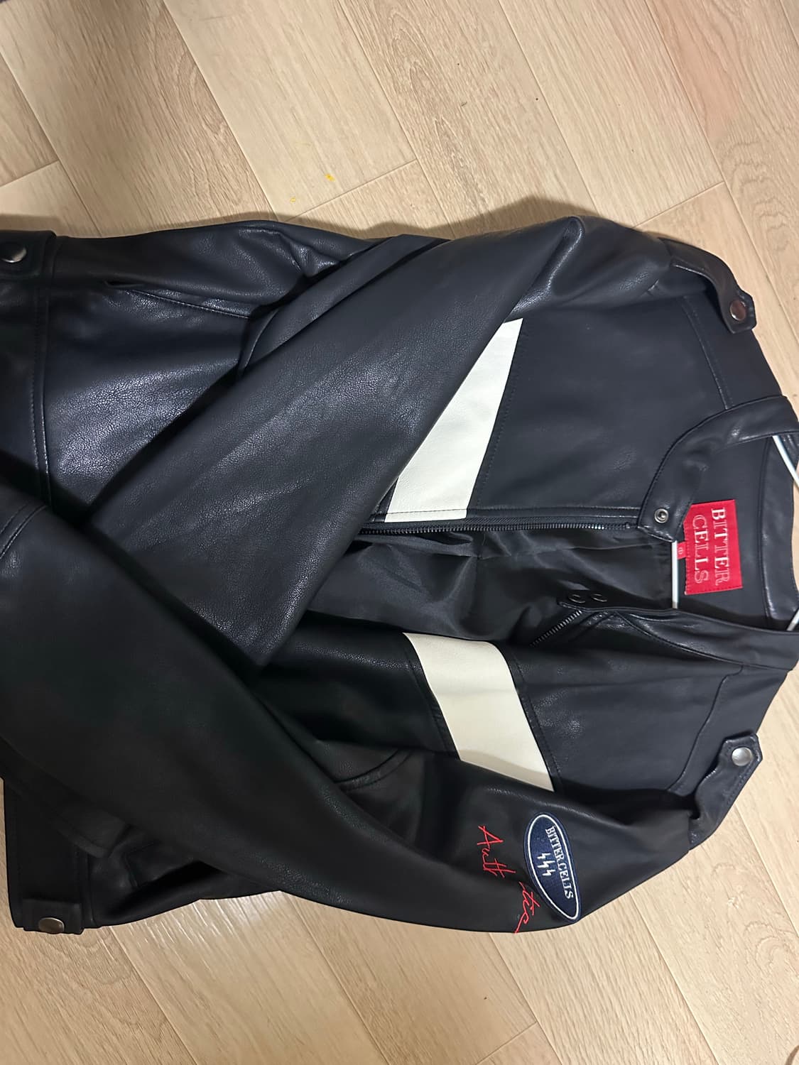 비터쉘즈 Eco Leather Lacing Jacket-Black | 후루츠패밀리