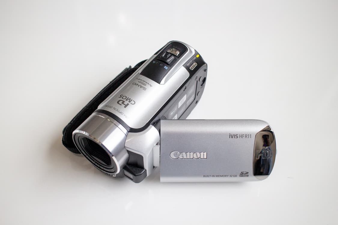 Canon Ivis Hf R11 返品保証】 【録画再生確認済み】キャノン Canon