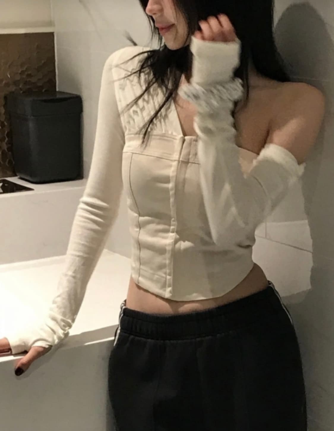 새상품] NOT YOUR ROSE Monica top Beige | 후루츠패밀리