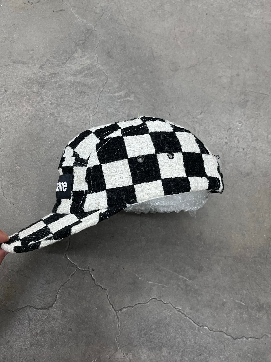 Supreme CHECKERBOARD BOUCLE CAMP CAP | 후루츠패밀리