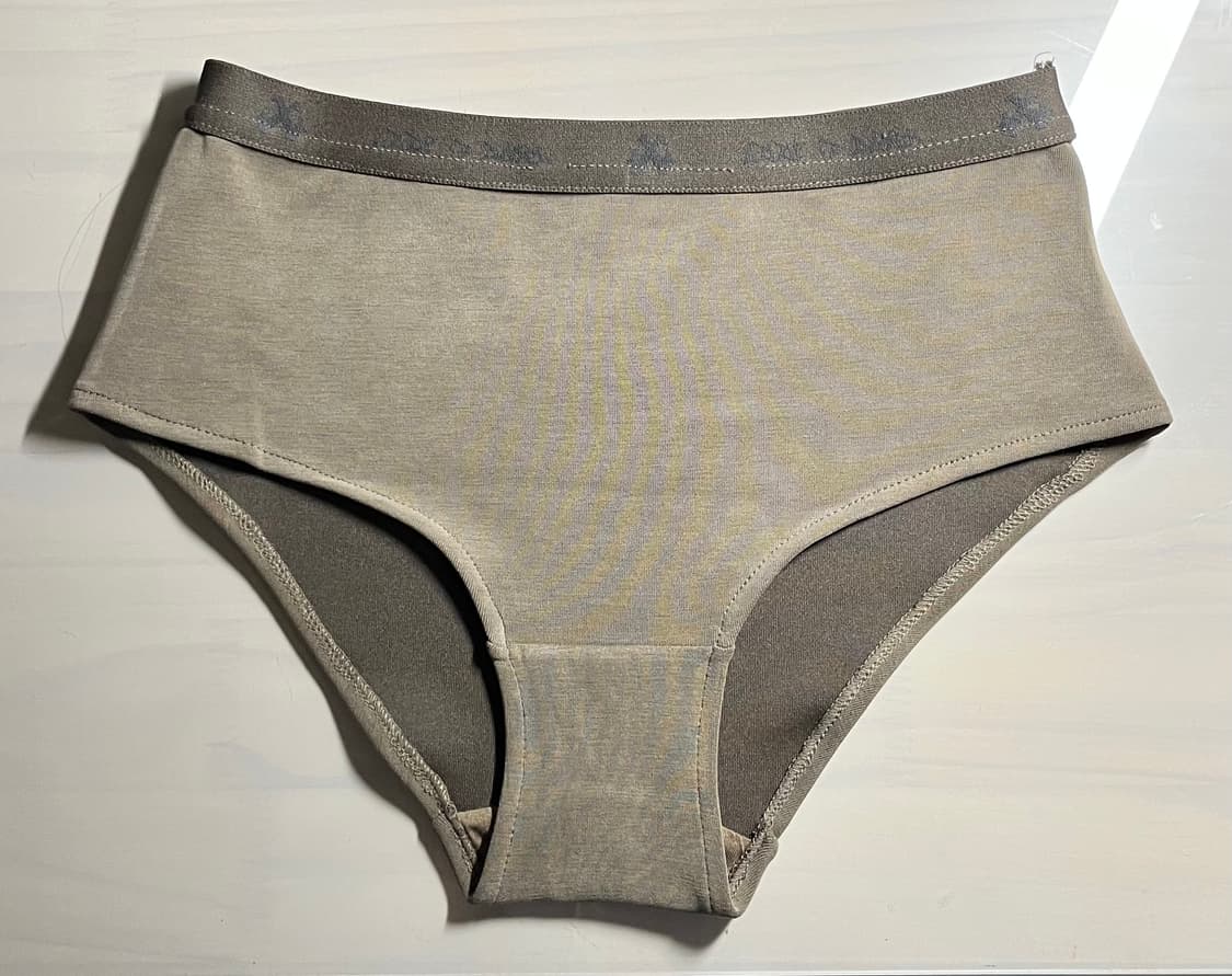 【L.E.E.Y】 LOGO BANDING BRIEFS LEEY LOGO BANDING BRIEFS KHAKI | 후루츠패밀리