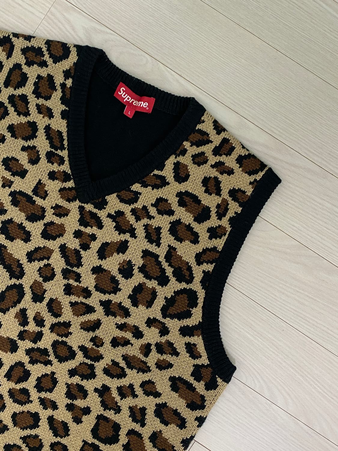 Knitted Vest Supreme Leopard Vest SUPREME SS 16 LEOPARD PRINT VEST: