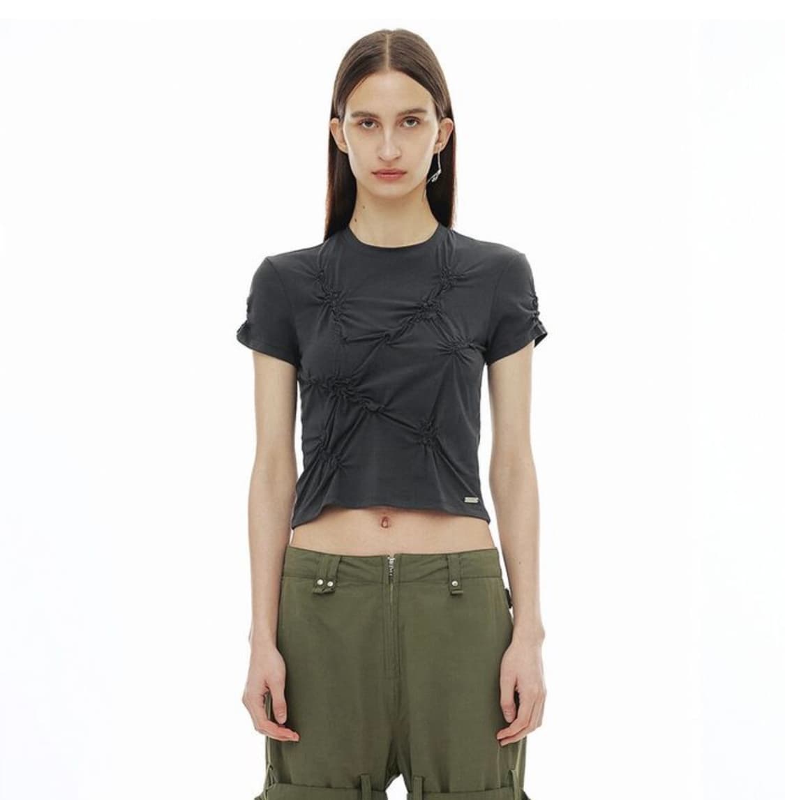 CERRIC(セリック) FLOWER TWISTED HALF TOP CERRIC 세릭 FLOWER TWISTED HALF TOP | 후루츠패밀리