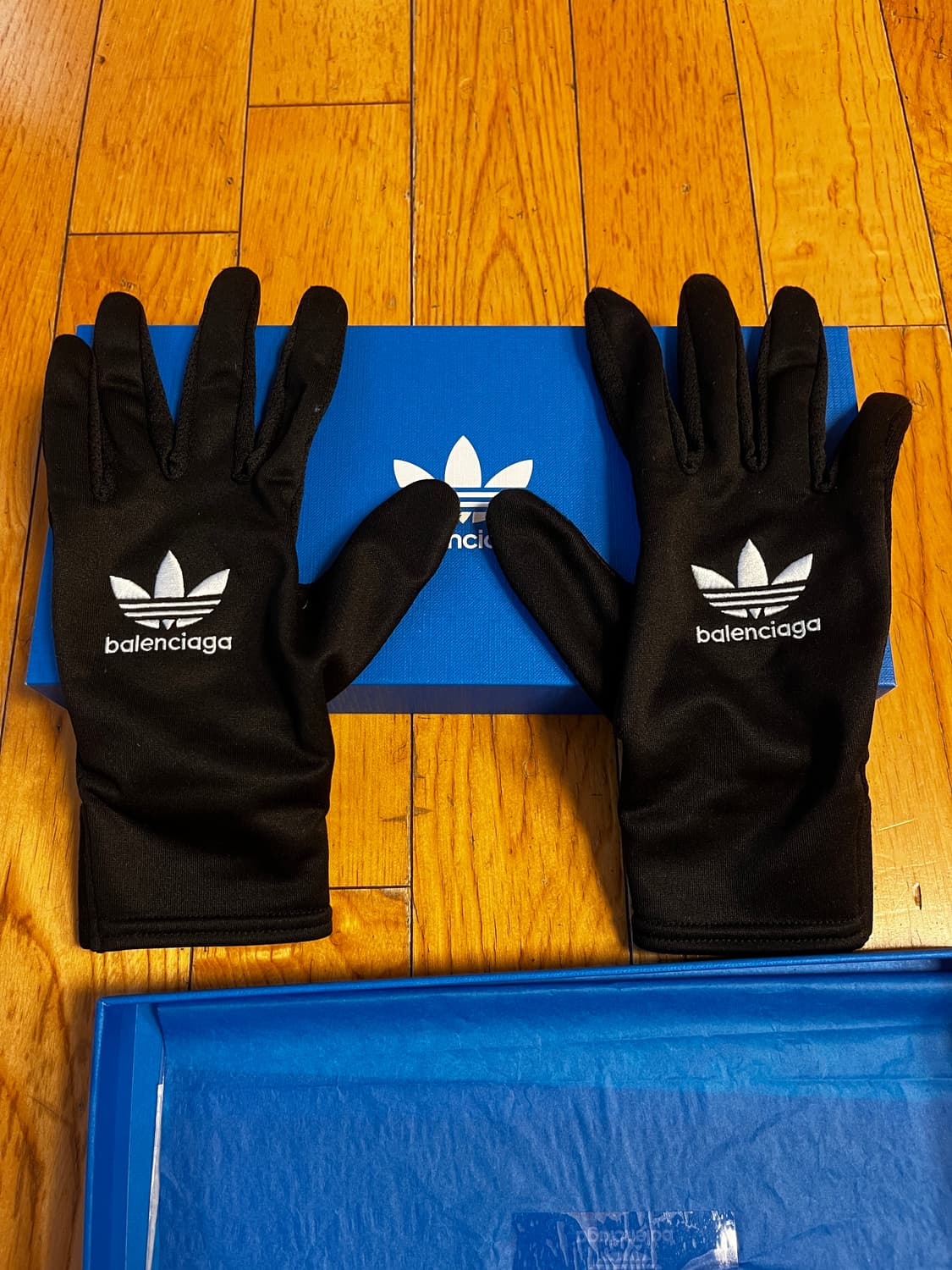 Balenciaga Adidas Gloves | 후루츠패밀리