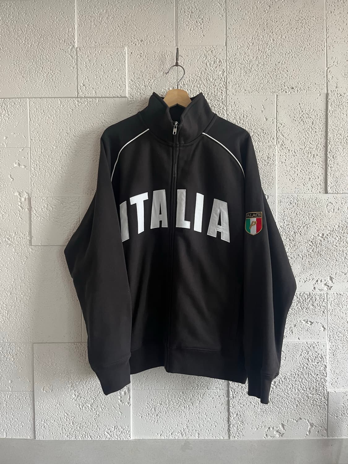 PALACE SS24 ZIP FUNNEL JACKET ブラックジャケット SPRING 2024