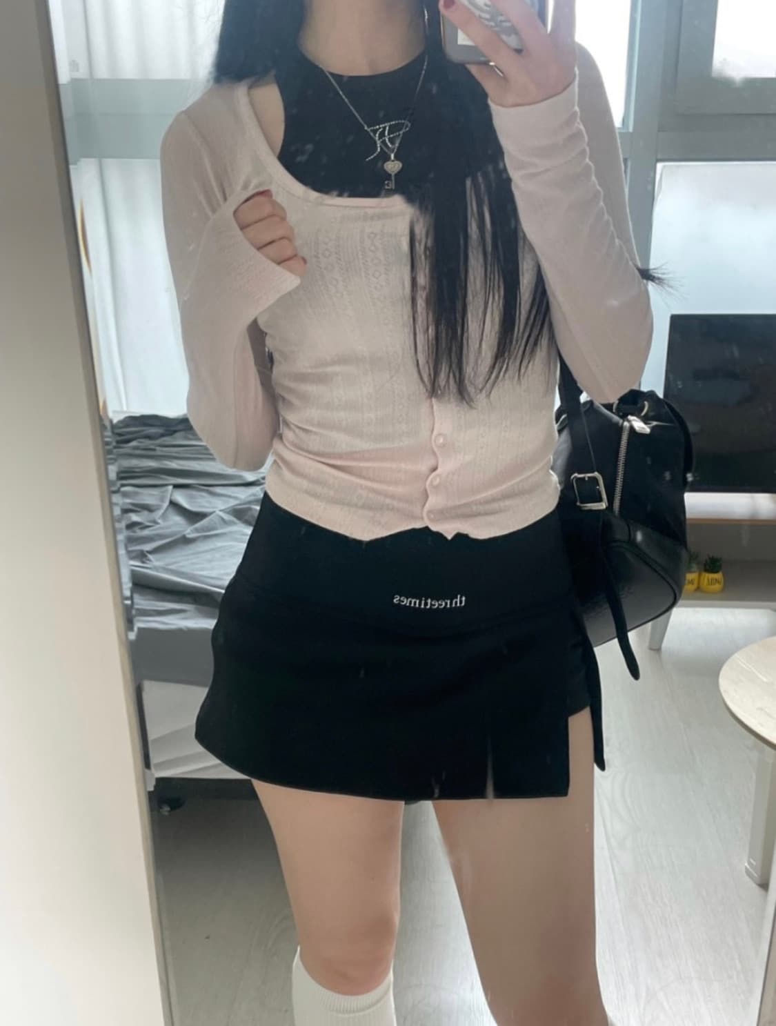 threetimes Athletic slit skirt シズニルック W) 쓰리타임즈 애슬레틱 슬릿 스커트 블랙 | Threetimes | KREAM