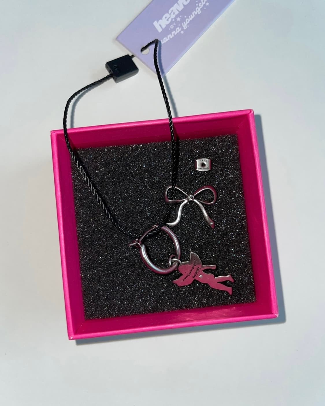 heaven by marc jacobs × vanna youngstein Marc Jacobs: heaven x vanna youngstein | Milled