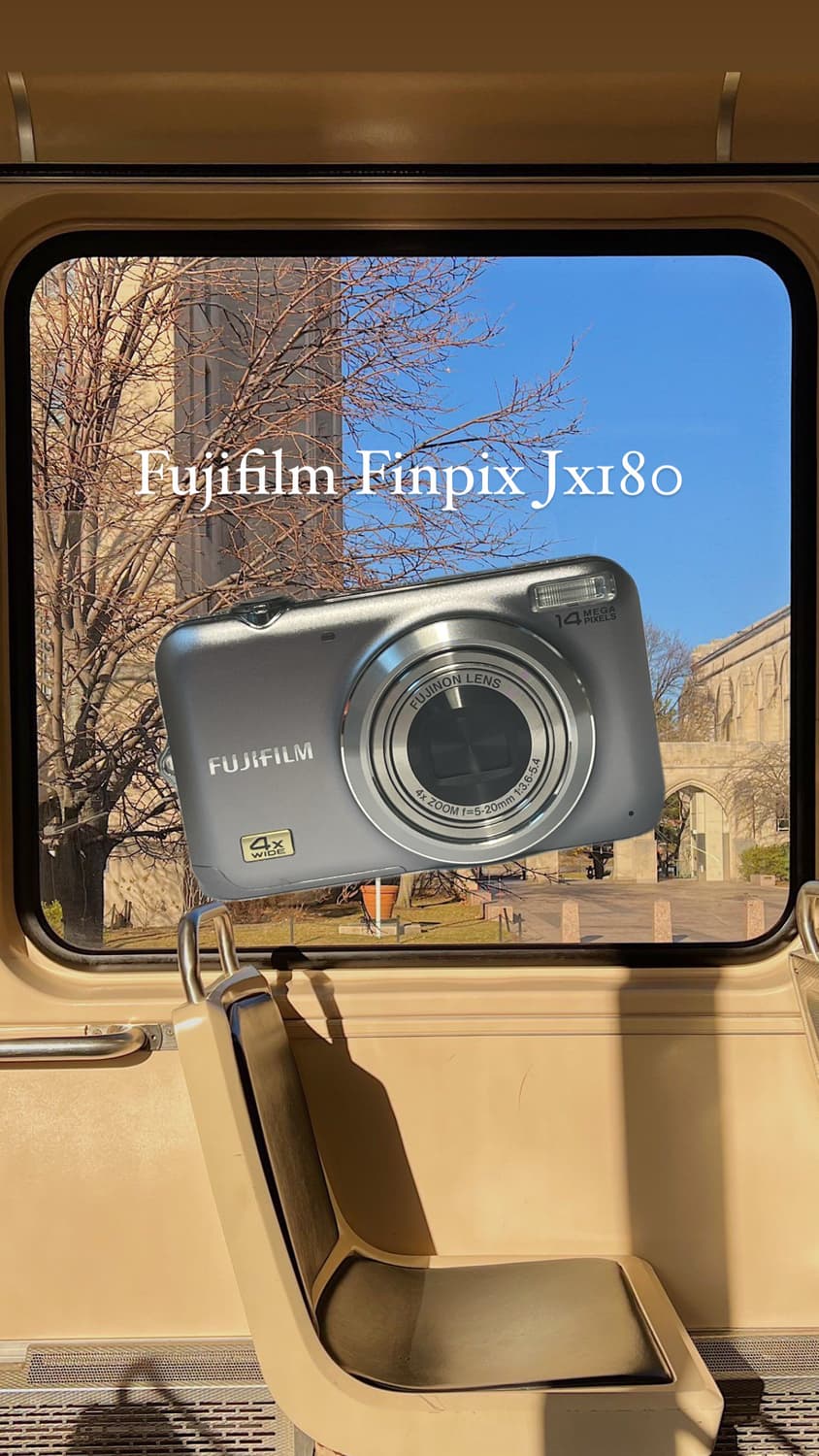 FUJIFILM FinePix JX180 (良品） FUJIFILM FinePix JX580 Digital Camera (Blue) with Basic