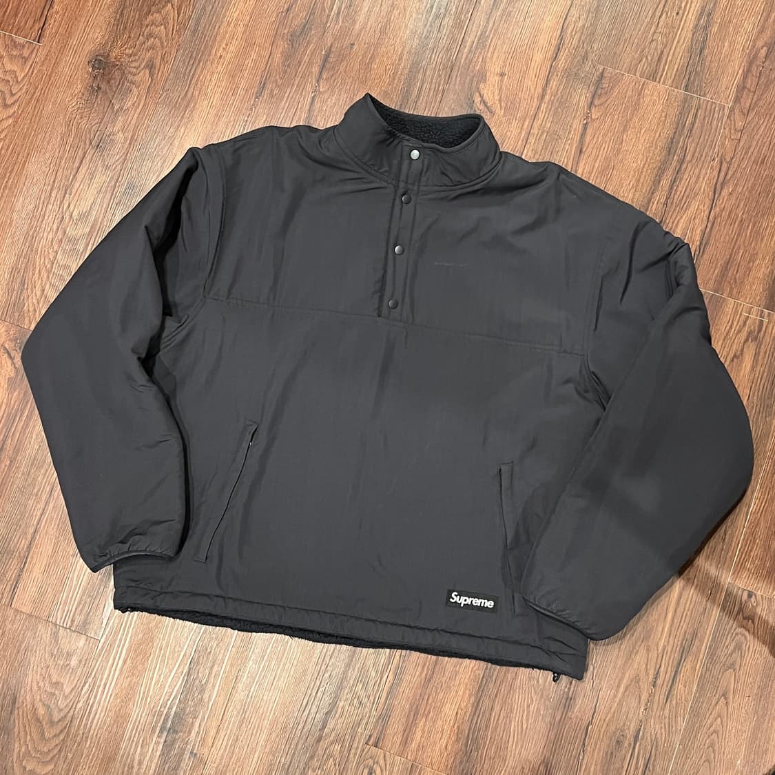 Supreme Polartec Shearling Reversible 黒 Supreme Polartec Shearling Reversible Pullover (FW24) - $198