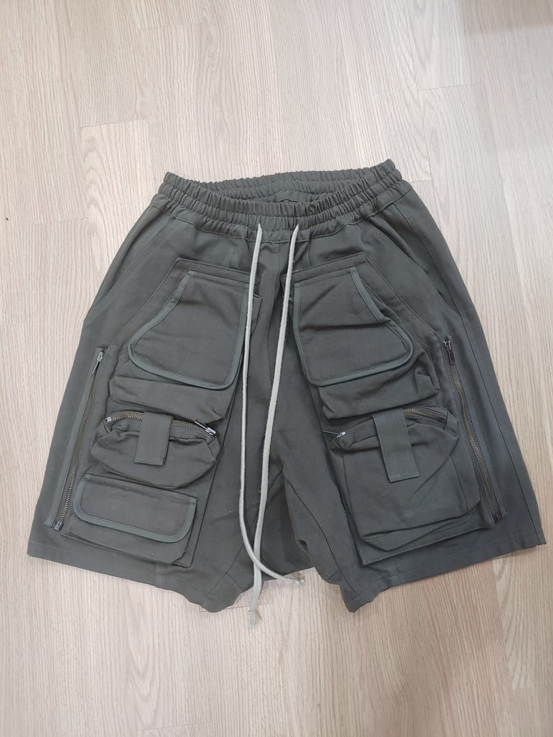 ☆GRAILZ☆ LAYERED PANEL SHORTS BLACK GR23SSMP01BK