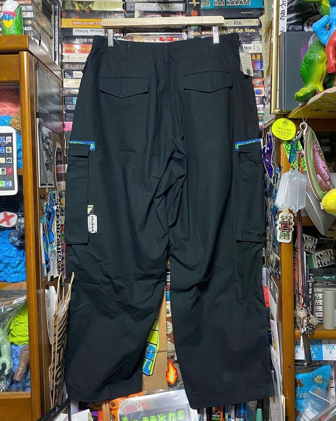 XLARGE) 빔즈 SSZ CUT 6PKT PT 카고 팬츠 블랙 | 후루츠패밀리