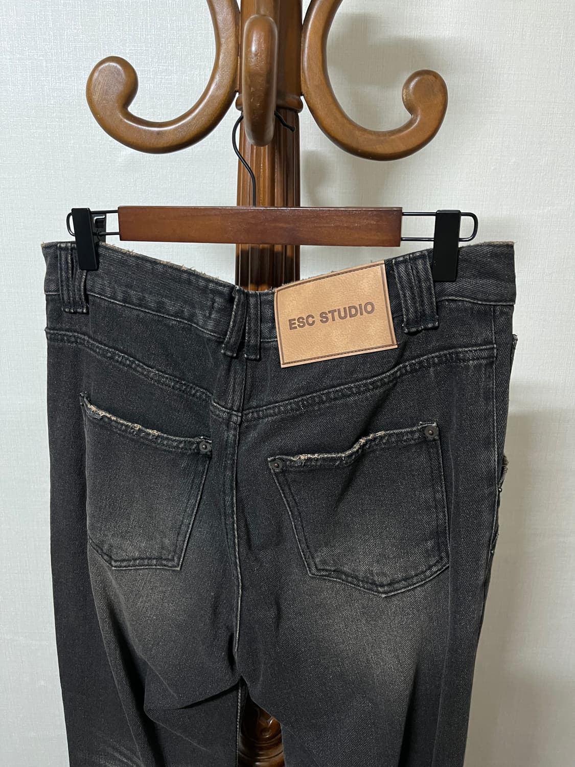 wrinkled washing denim bootcut pants | 후루츠패밀리