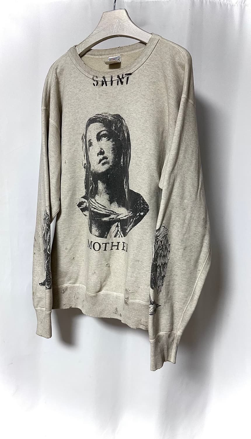 Saint Michael “MOTHER” 마리아 Sweatshirt | 후루츠패밀리