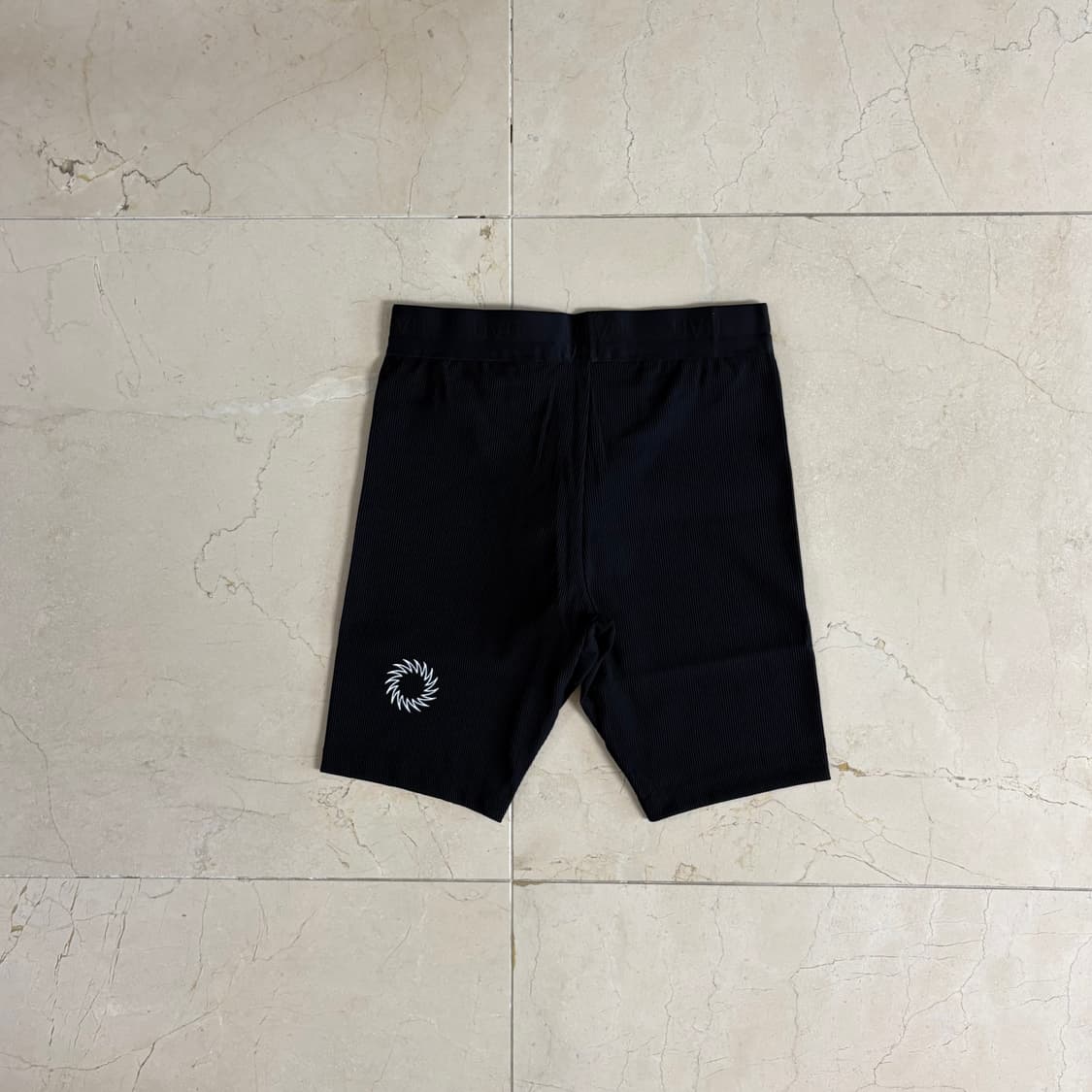 UVU Half Tights Black | 후루츠패밀리