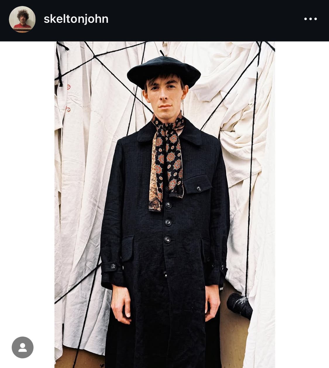John alexander skelton scarf | 후루츠패밀리