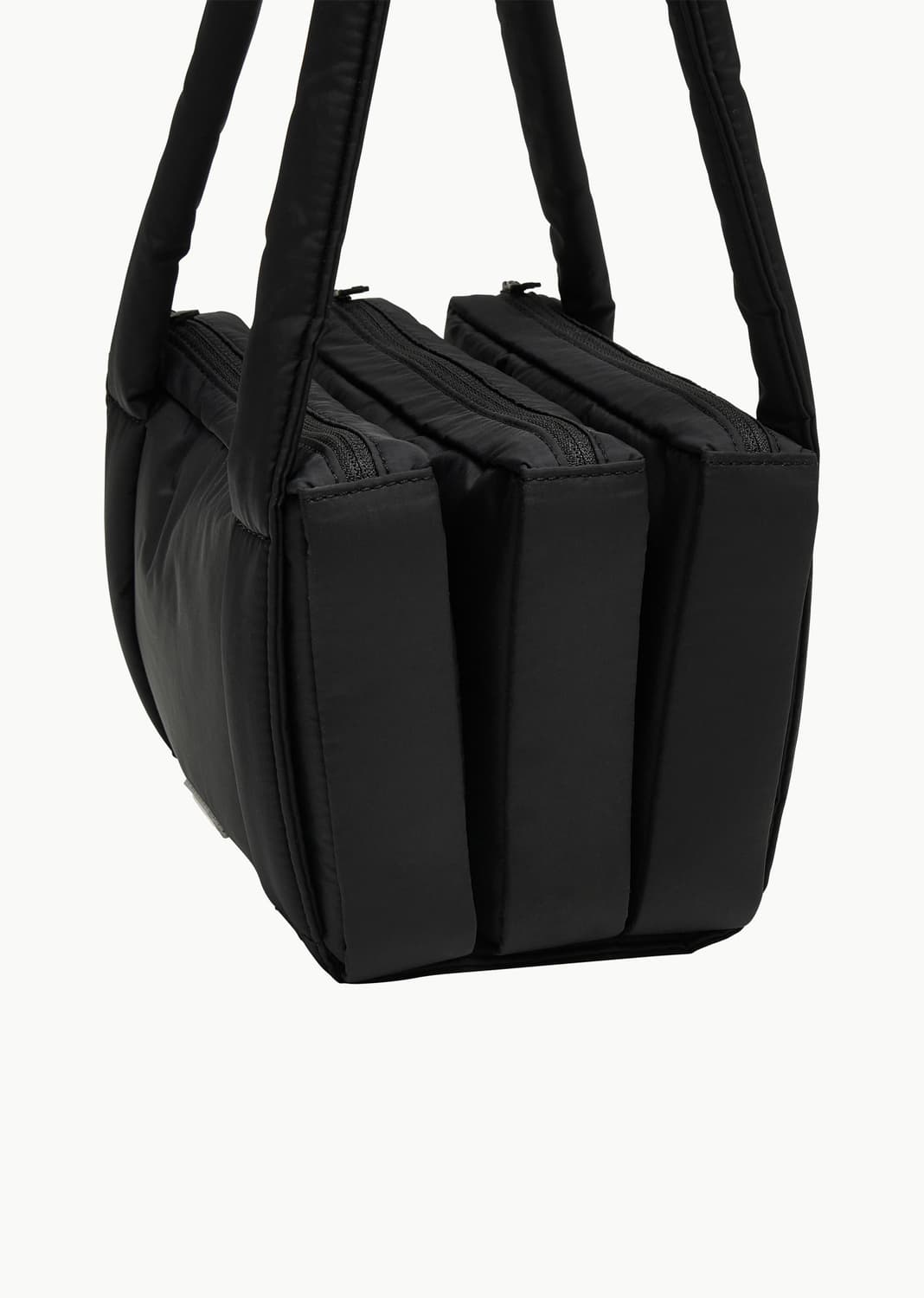 아모멘토 PADDED 3LAYER BAG | 후루츠패밀리