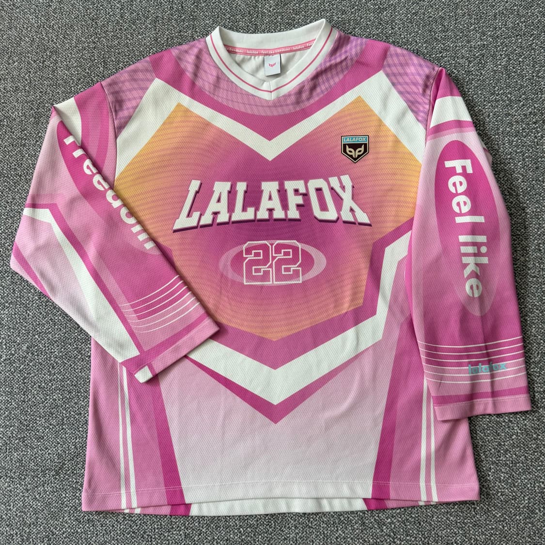 LALA SPORT OVERSIZED JERSEY T-SHIRT BN4C | 후루츠패밀리