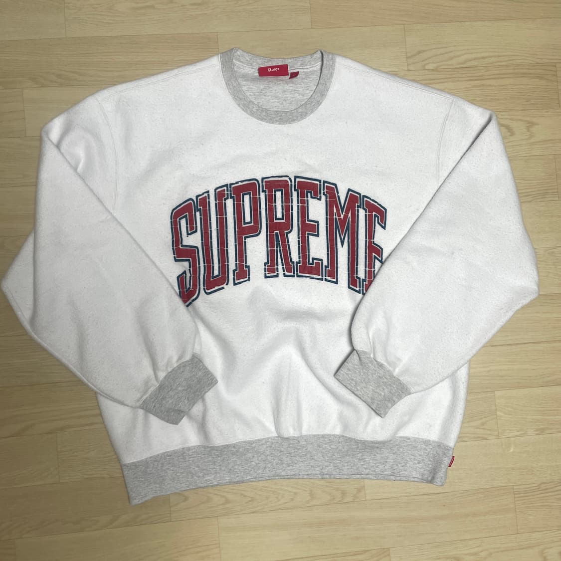 韓流アイドル着用 supreme insideout crewneck XL supreme inside out
