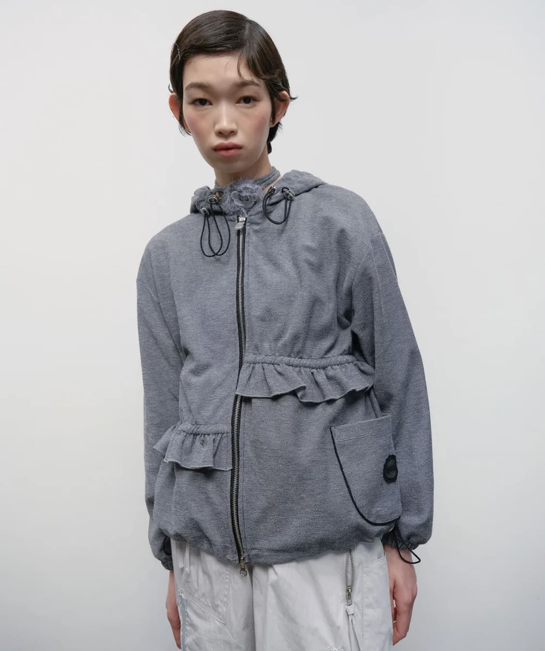 【TYPESERVICE】Ruffled Comfy Zip Hoodie ★韓国人気★ 追跡付 TYPESERVICE】Ruffled Comfy Zip Hoodie ☆韓国人気☆ 追跡付