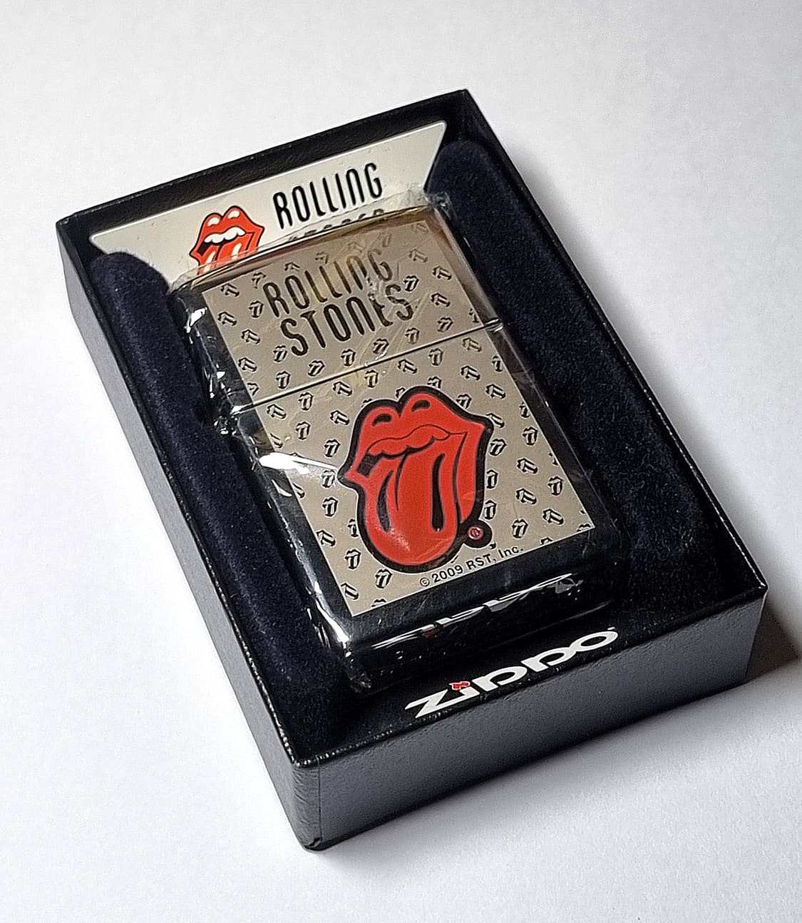 Rolling Stones Brushed Chrome Lighter Zippo - Rainbow Tongue