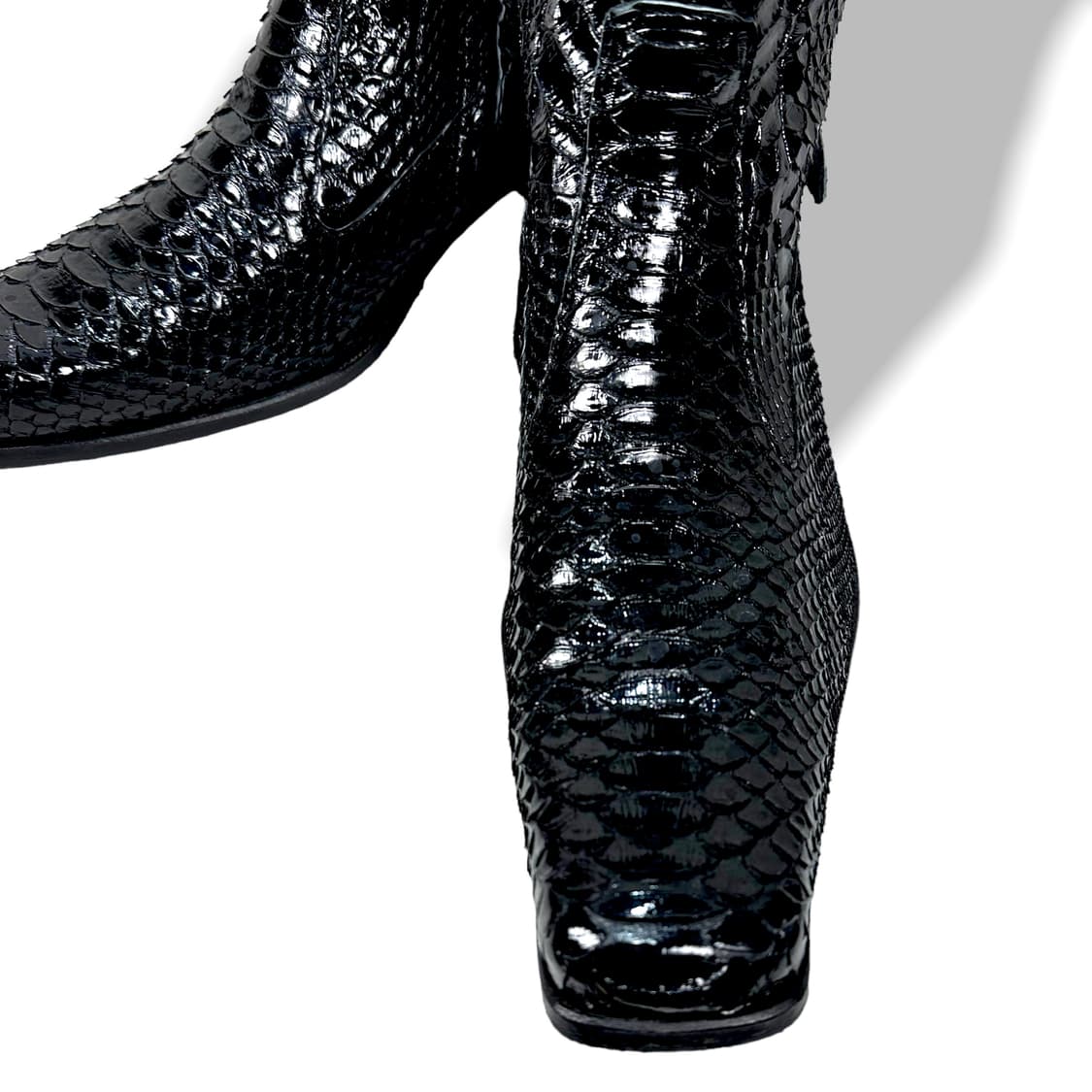 HIROMU TAKAHARA - python boots | 후루츠패밀리