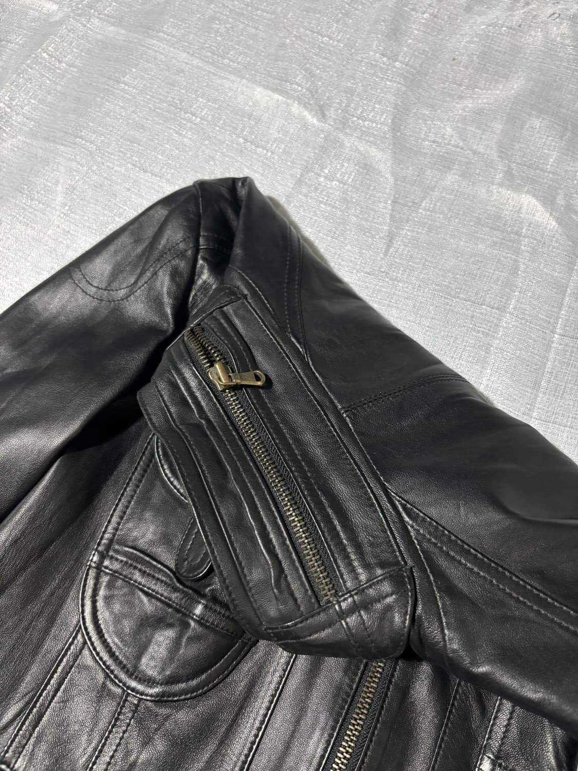 ジャケット・アウター 08AW NUMBER (N)INE leather jacket NUMBER (N)INE（レザージャケット）のフリマアイテム一覧