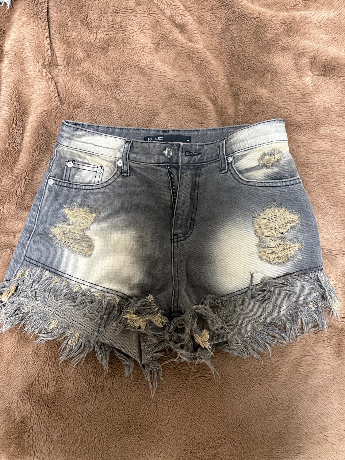 BOHEMSEO DAMAGE WASHING SHORTS , GRAY | 후루츠패밀리