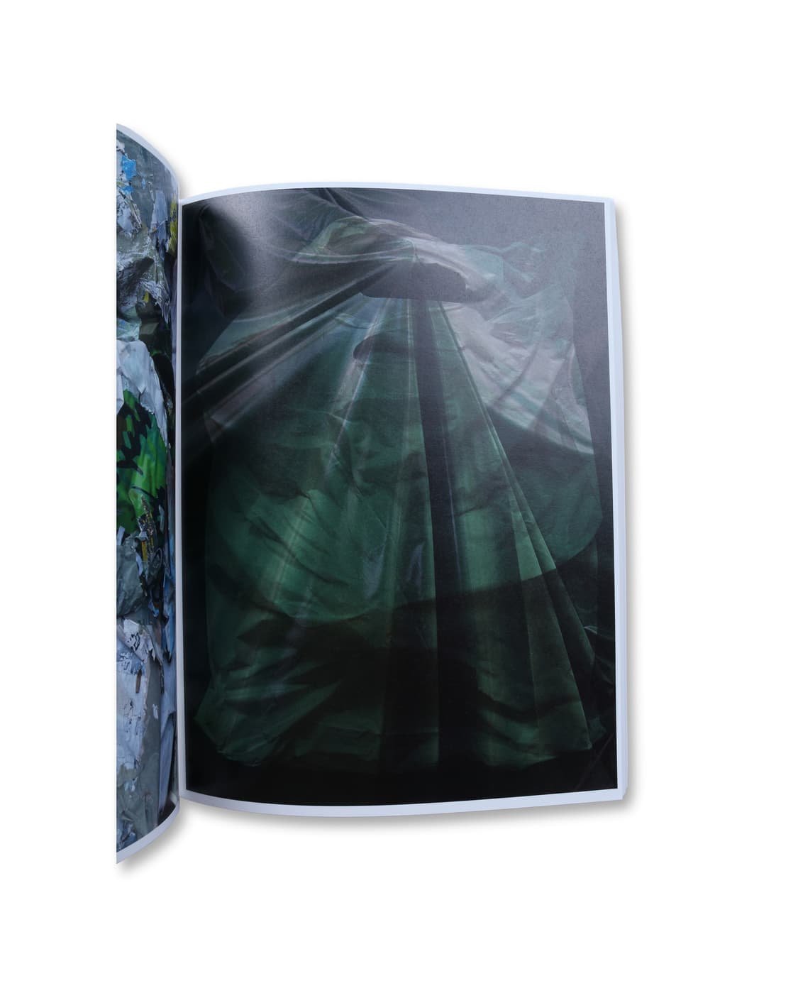アート・デザイン・音楽 Alessio Bolzoni / Accumulo 古書古本 Totodo: Alessio Bolzoni: Accumulo（Alessio Bolzoni