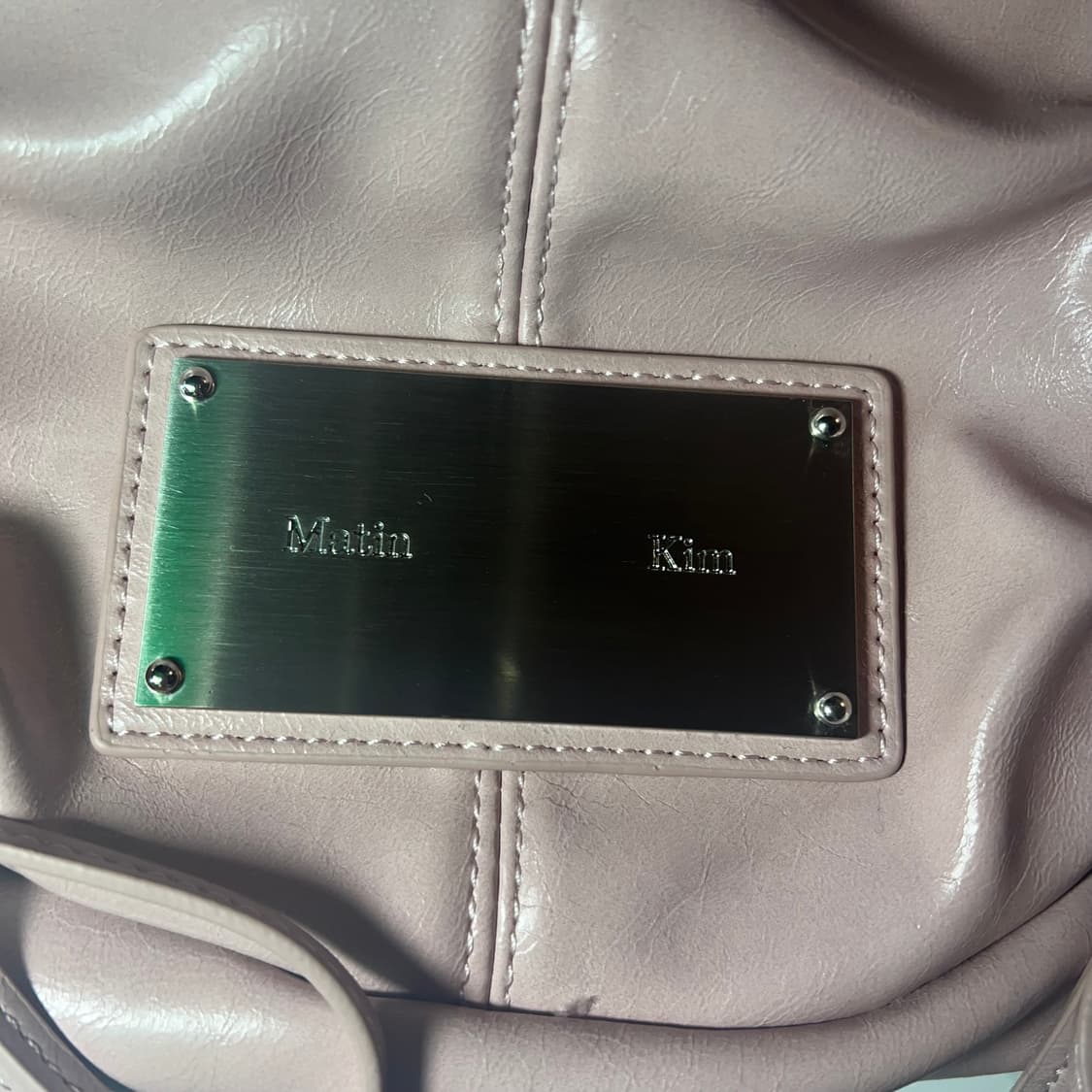 HALF SHIRRING RIBBON ROUND BAG IN PINK | 후루츠패밀리