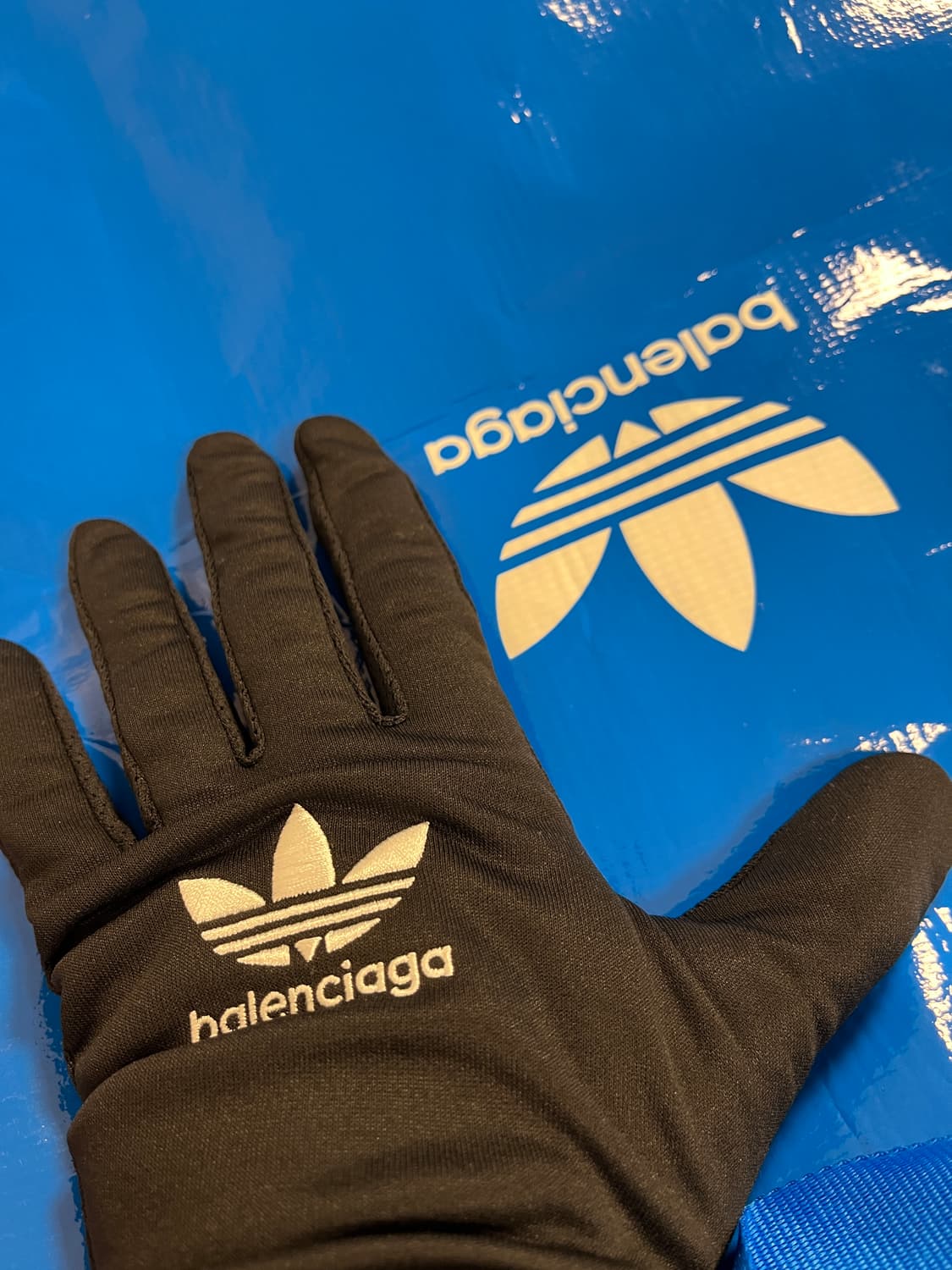 Balenciaga Adidas Gloves | 후루츠패밀리