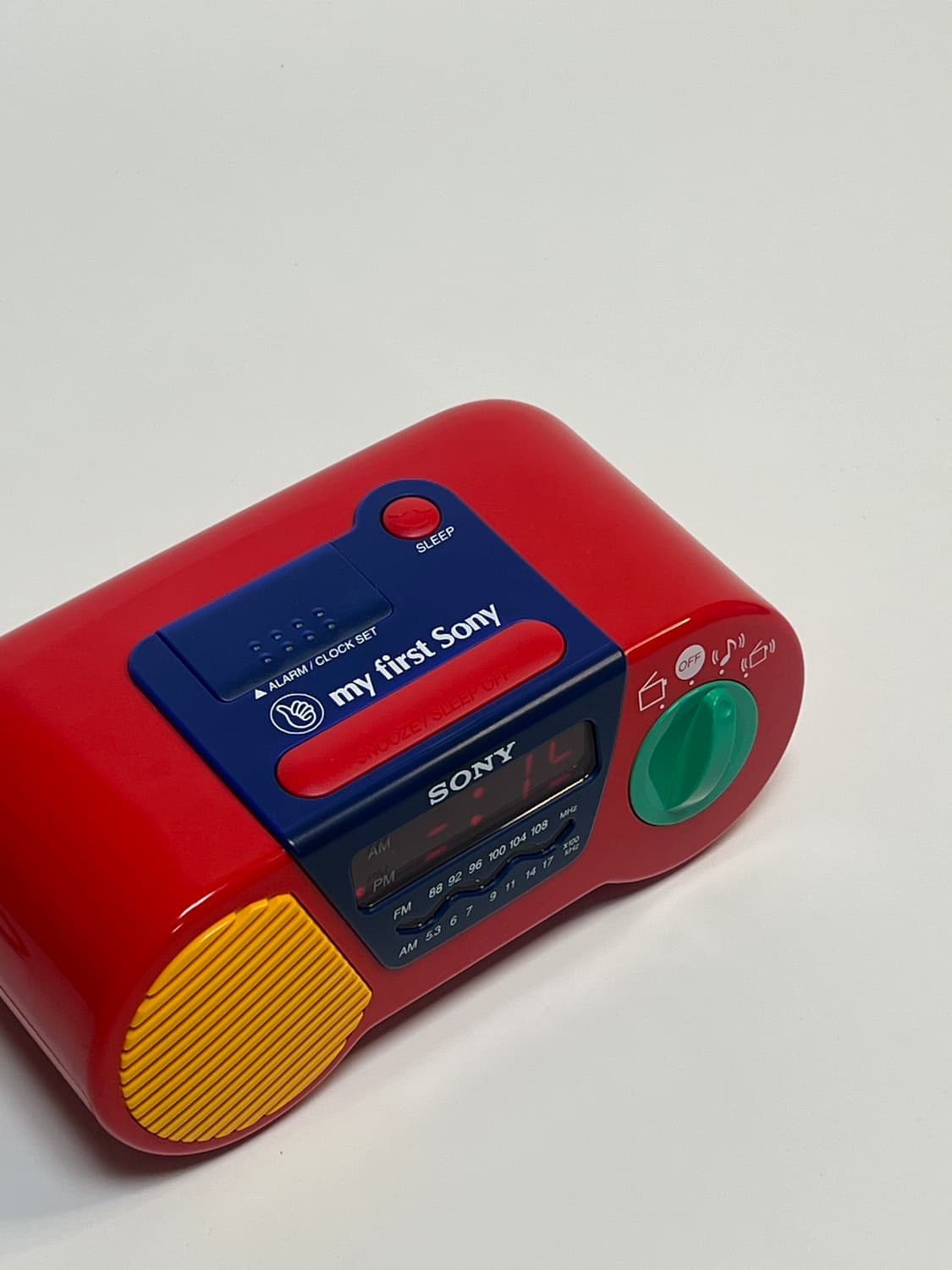 ラジオ・コンポ my first sony ICF-C6000 clock radio ラジオ・コンポ my first sony ICF-C6000 clock radio Sony ICF-C6000