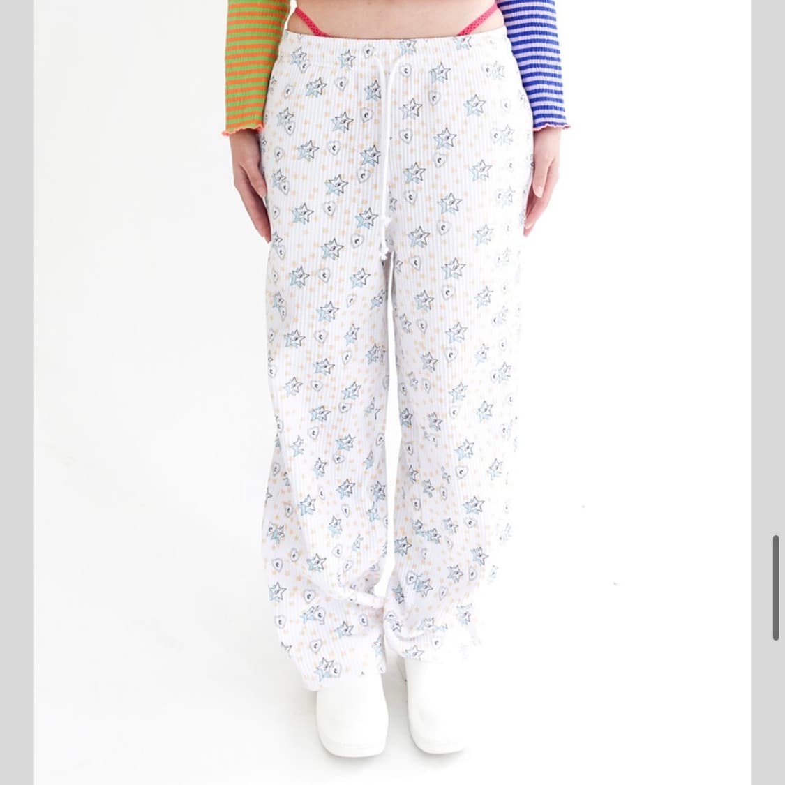 【fa.er.ie】popping heart&star lounge sweats popping heart&star lounge sweats (white) | 후루츠패밀리