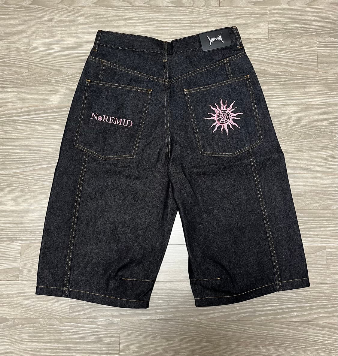 NOREMID RIGIT BAGGY JORTS – NAVY | 후루츠패밀리