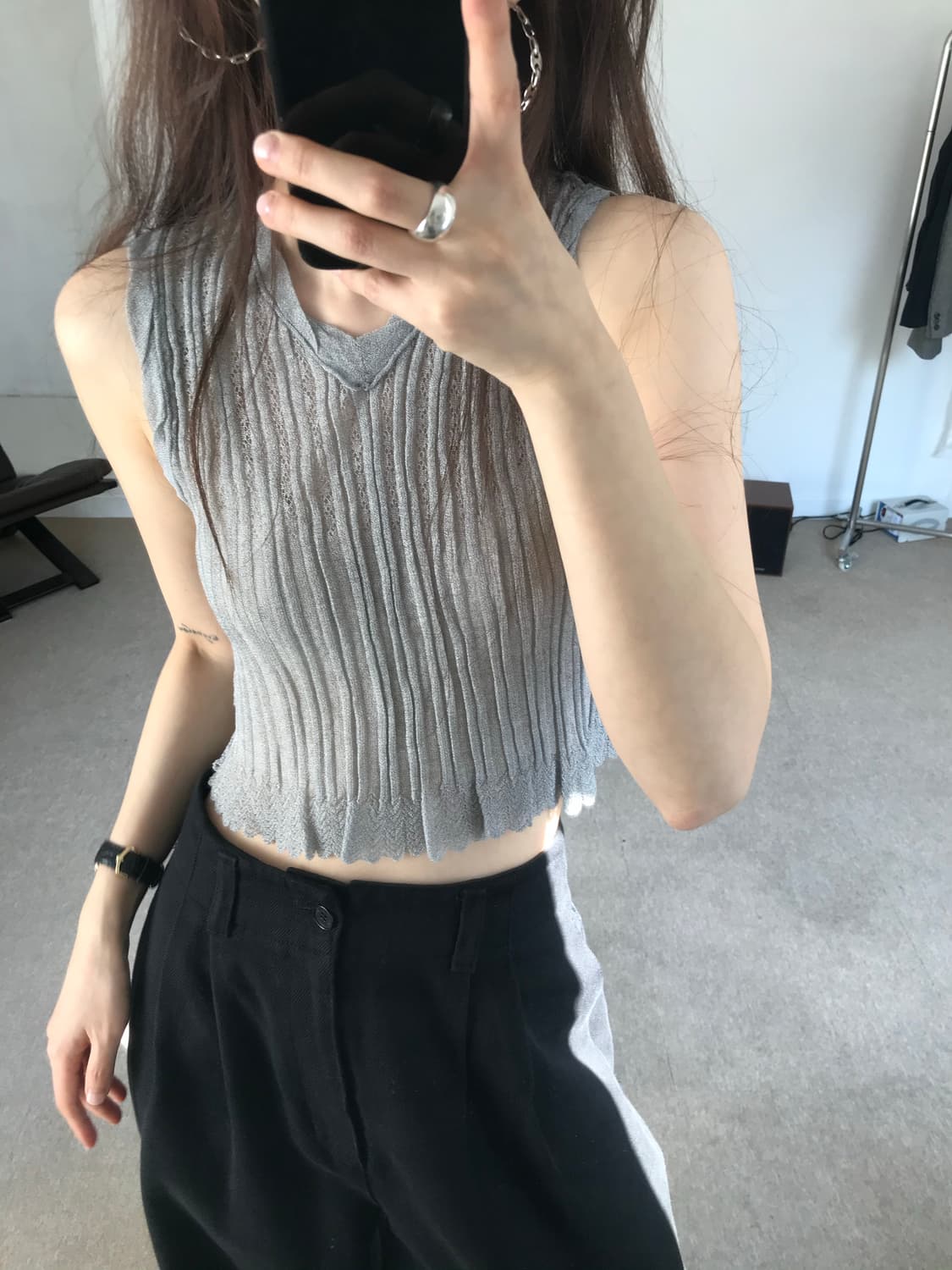 【美品】PERVERZE Tiny rib cropped vest セール】Tiny Rib Cropped Vest（ベスト）｜PERVERZE