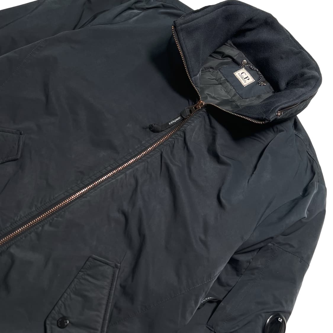 Cp Company Duck Down Bomber Pu | 후루츠패밀리