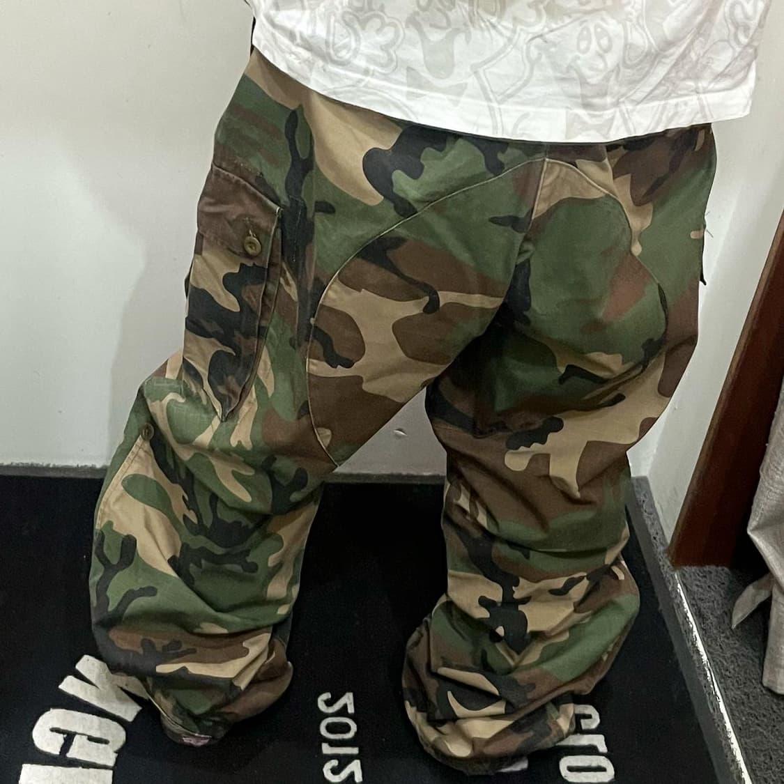 OLD SUPREME 90S CAMOUFLAGE PANTS KHAKI 34 15909 OLD SUPREME 90S