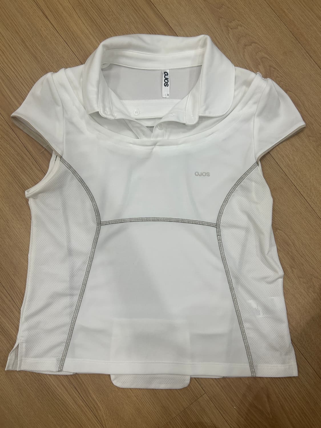 【OJOS】Detachable Collar T-Shirt 3colors Ojos 오호스 Detachable Collar T-shirt 1 | 후루츠패밀리