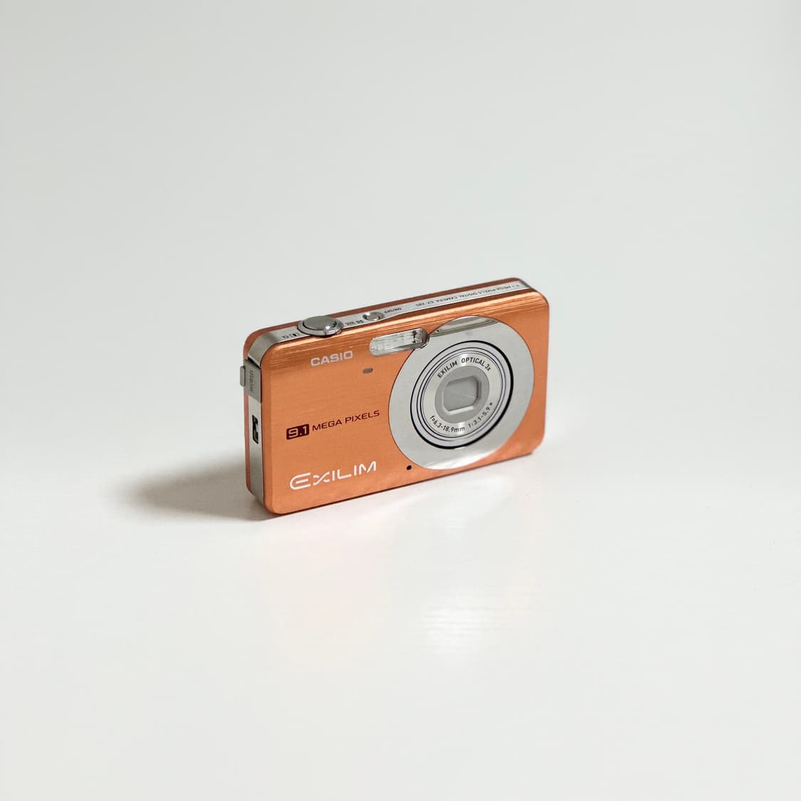 CASIO EXILIM EX-Z85 オレンジ デジタルカメラ CASIO EXILIM EX-Z85 デジタルカメラ オレンジ デジカメ