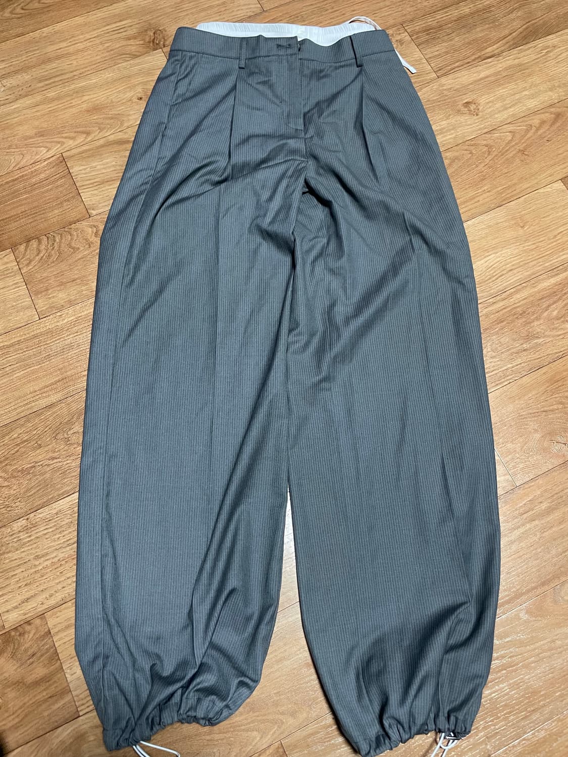 【Gimmetheyoung】G_LAYERED FORMAL PANTS 김미더영 G_LAYERED FORMAL PANTS | 후루츠패밀리