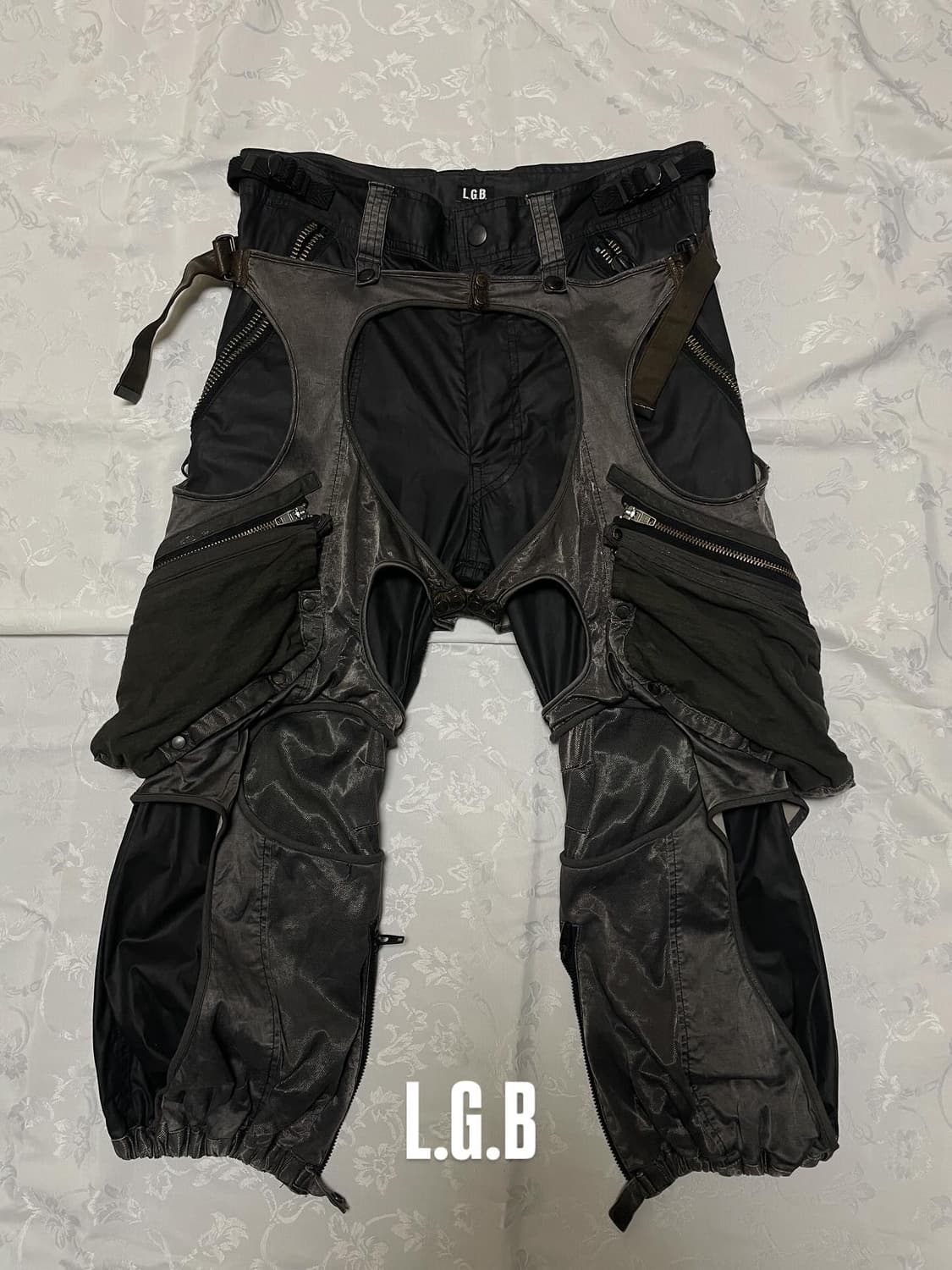 L.G.B PARACHUTE Pants 3/4 | 후루츠패밀리