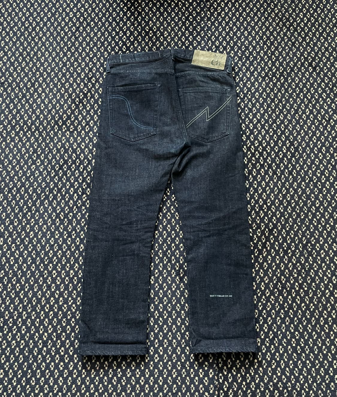 Challenger X Neighborhood | 후루츠패밀리