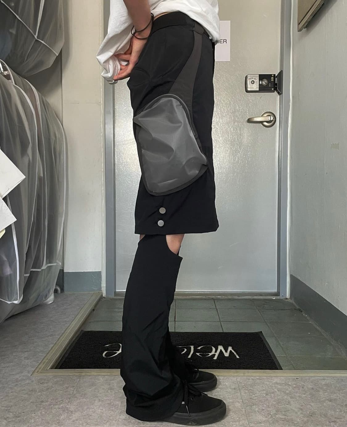 Jichoi ss22 cargo skirt pants | 후루츠패밀리