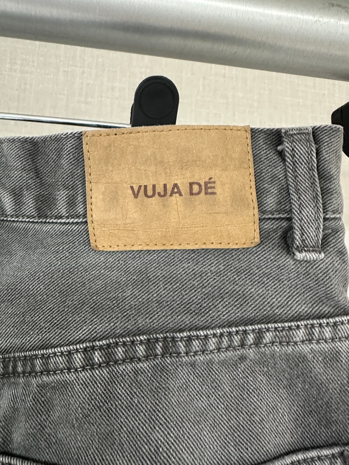 パンツ vujade GREY UNEVEN DYE DENIM PANTS size1 パンツ vujade GREY UNEVEN DYE DENIM PANTS size1 GREY UNEVEN